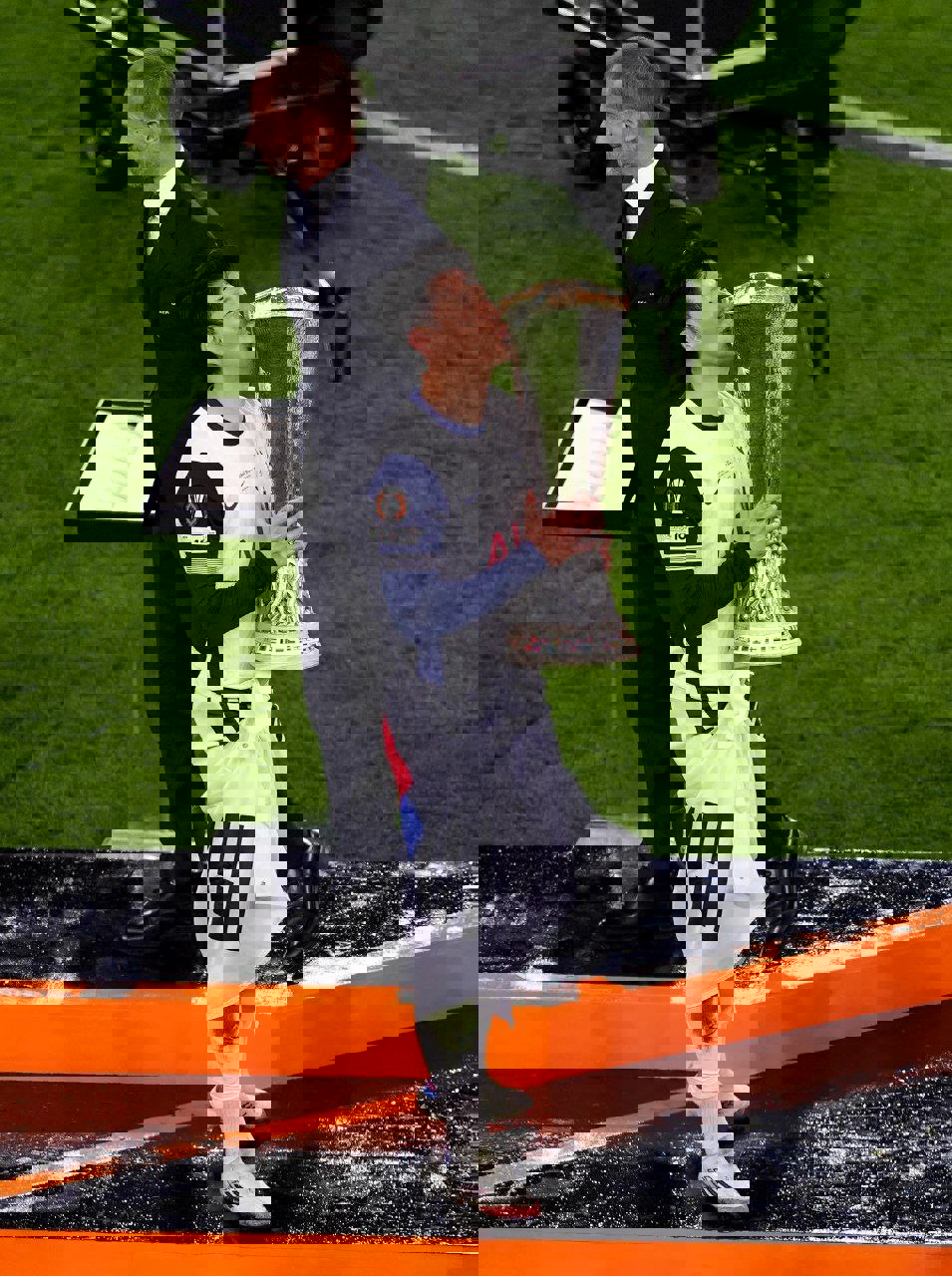2189660