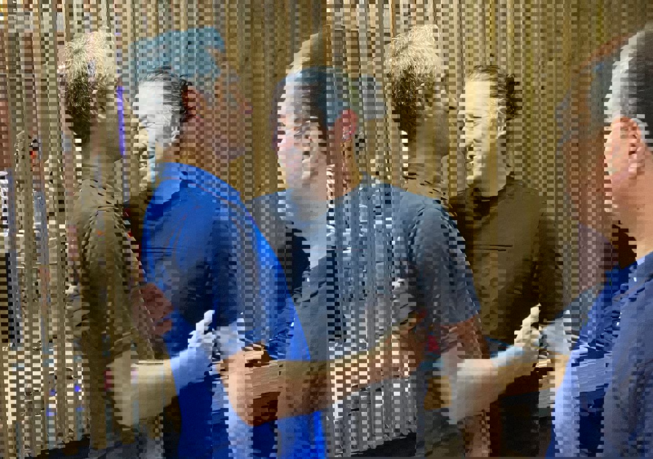 2189785