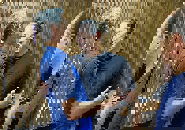 2189785