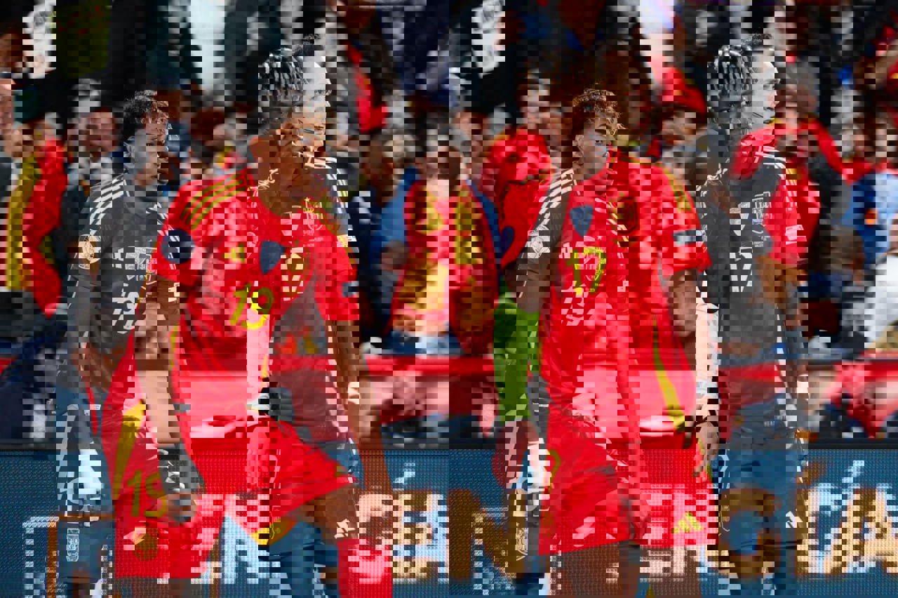 2189812