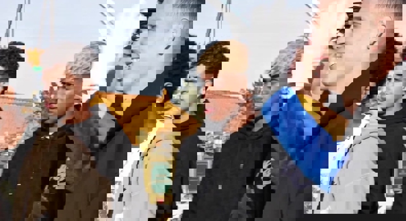 2189889
