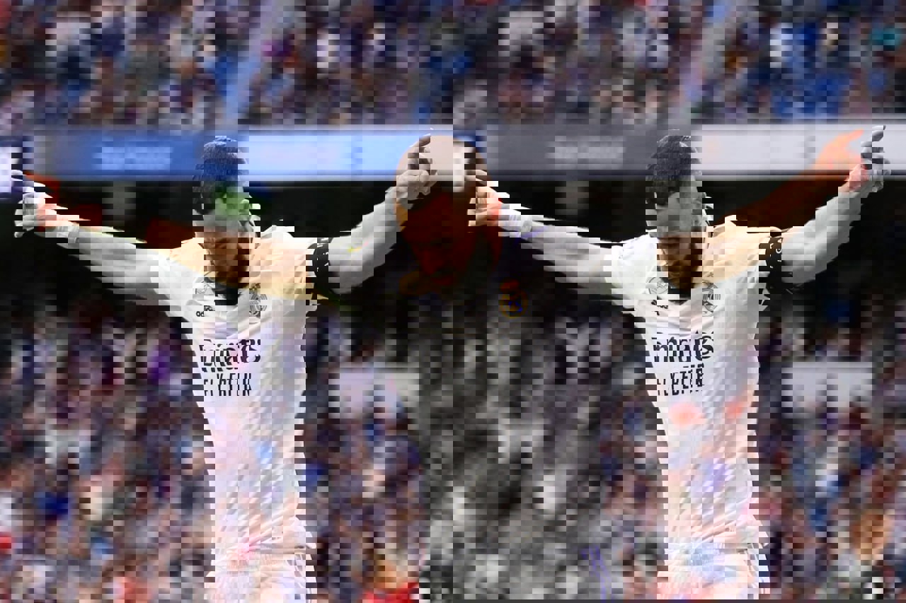 2189896