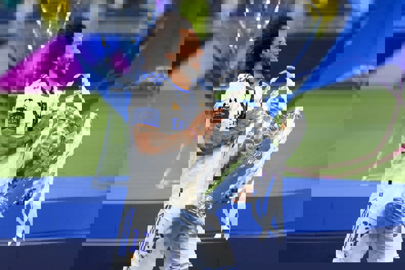 2189894