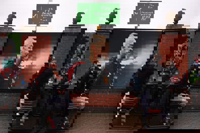 2189849
