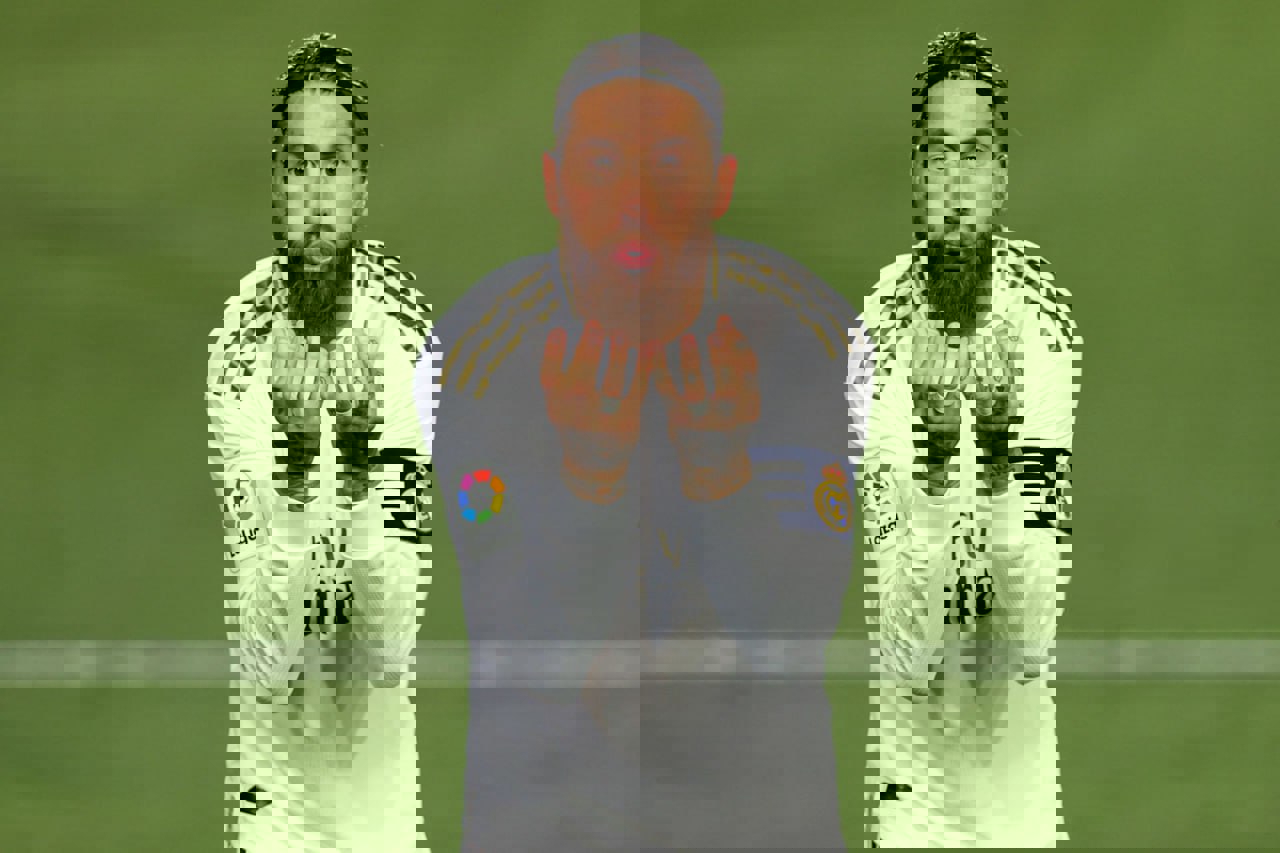 2189893