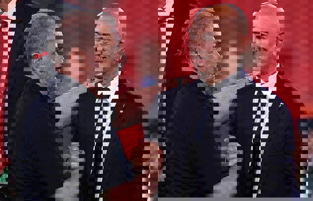 2189971
