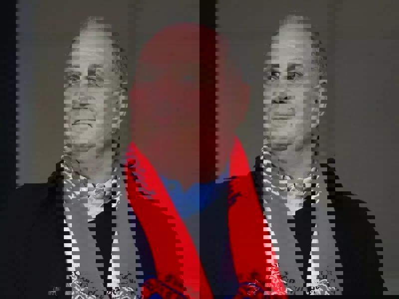 2189996