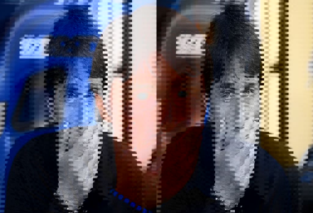 2189968