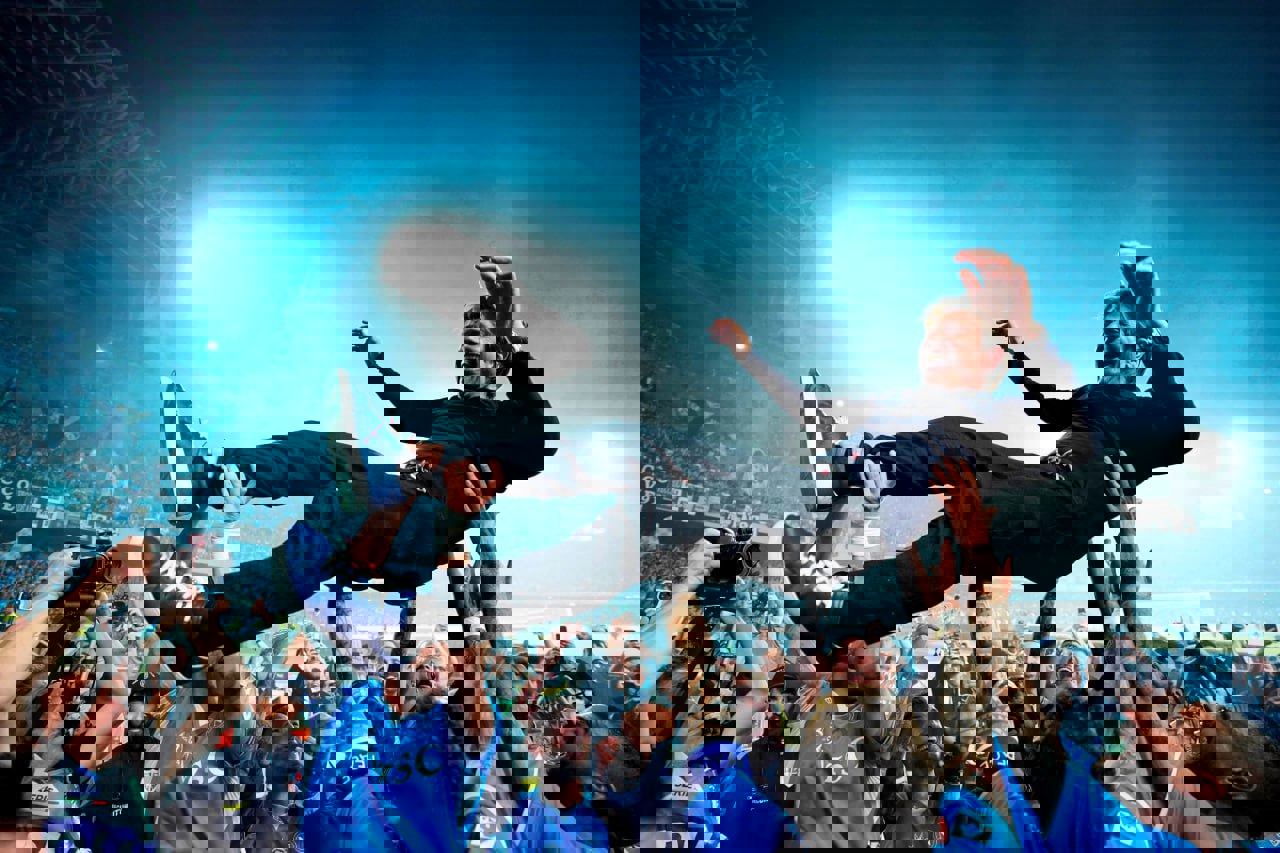2190379