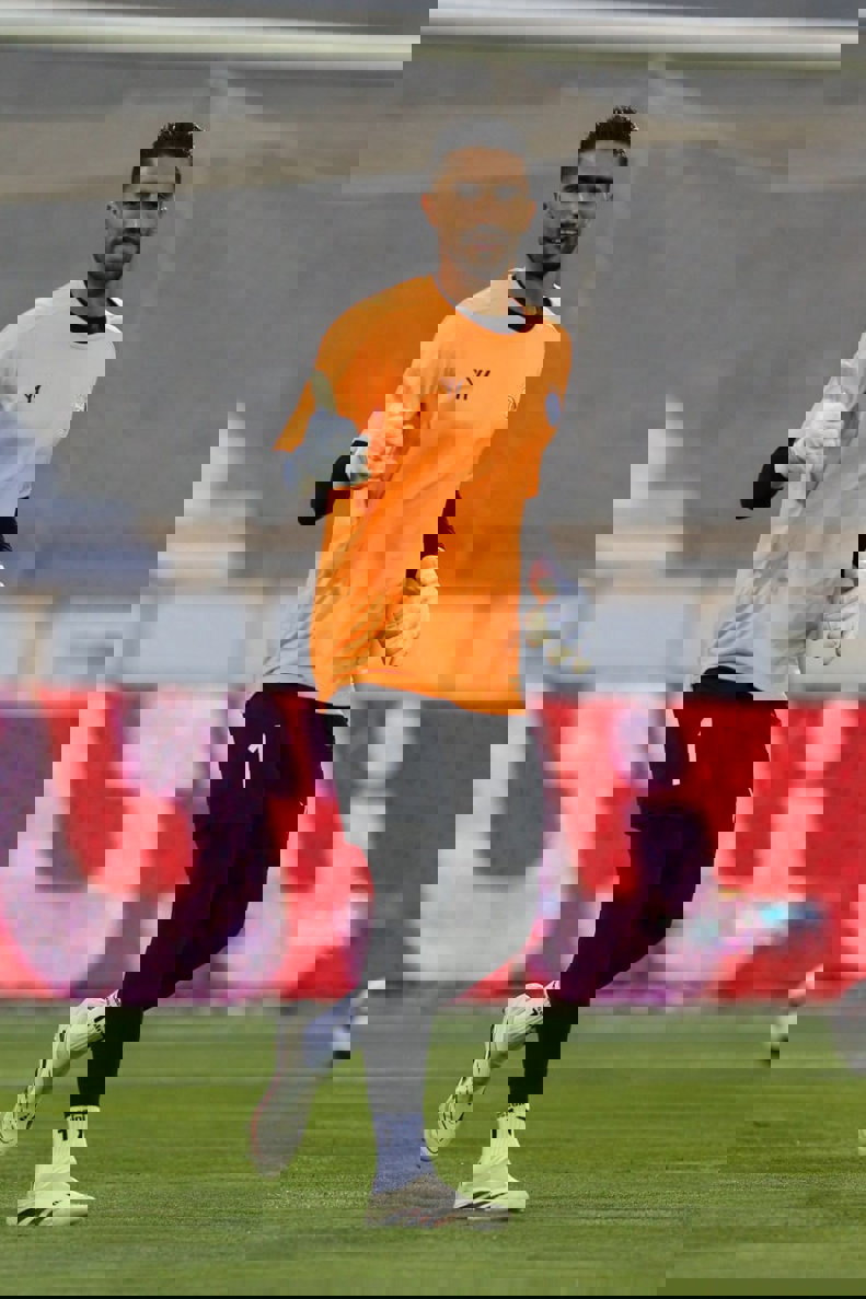 2190562