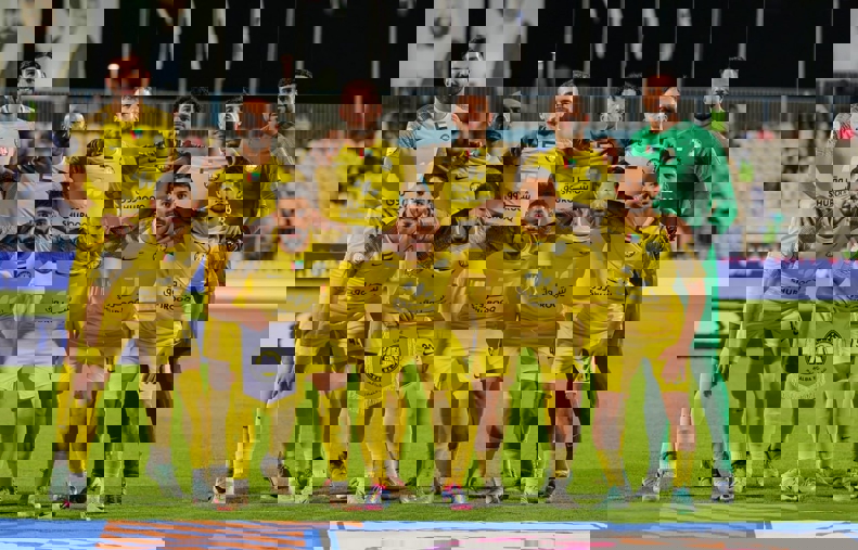 2190698