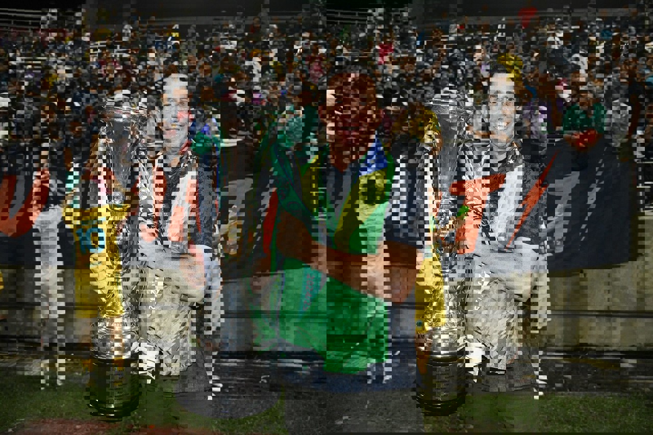 2190556