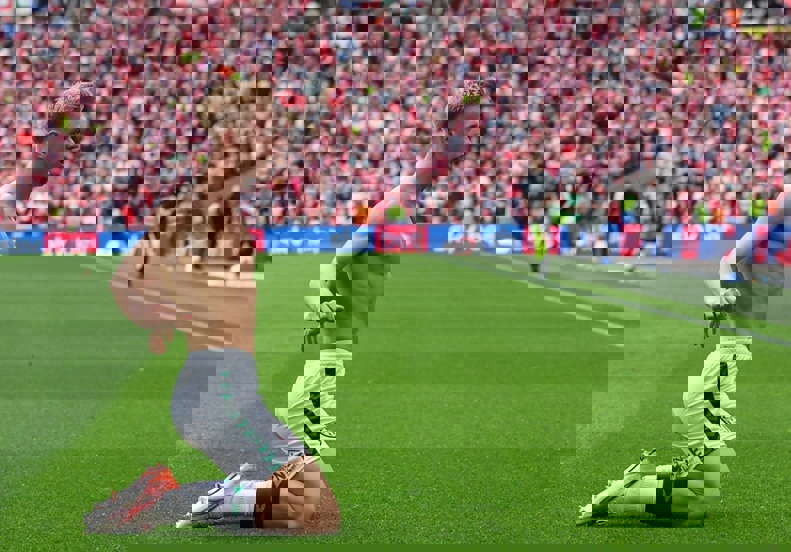 2190592
