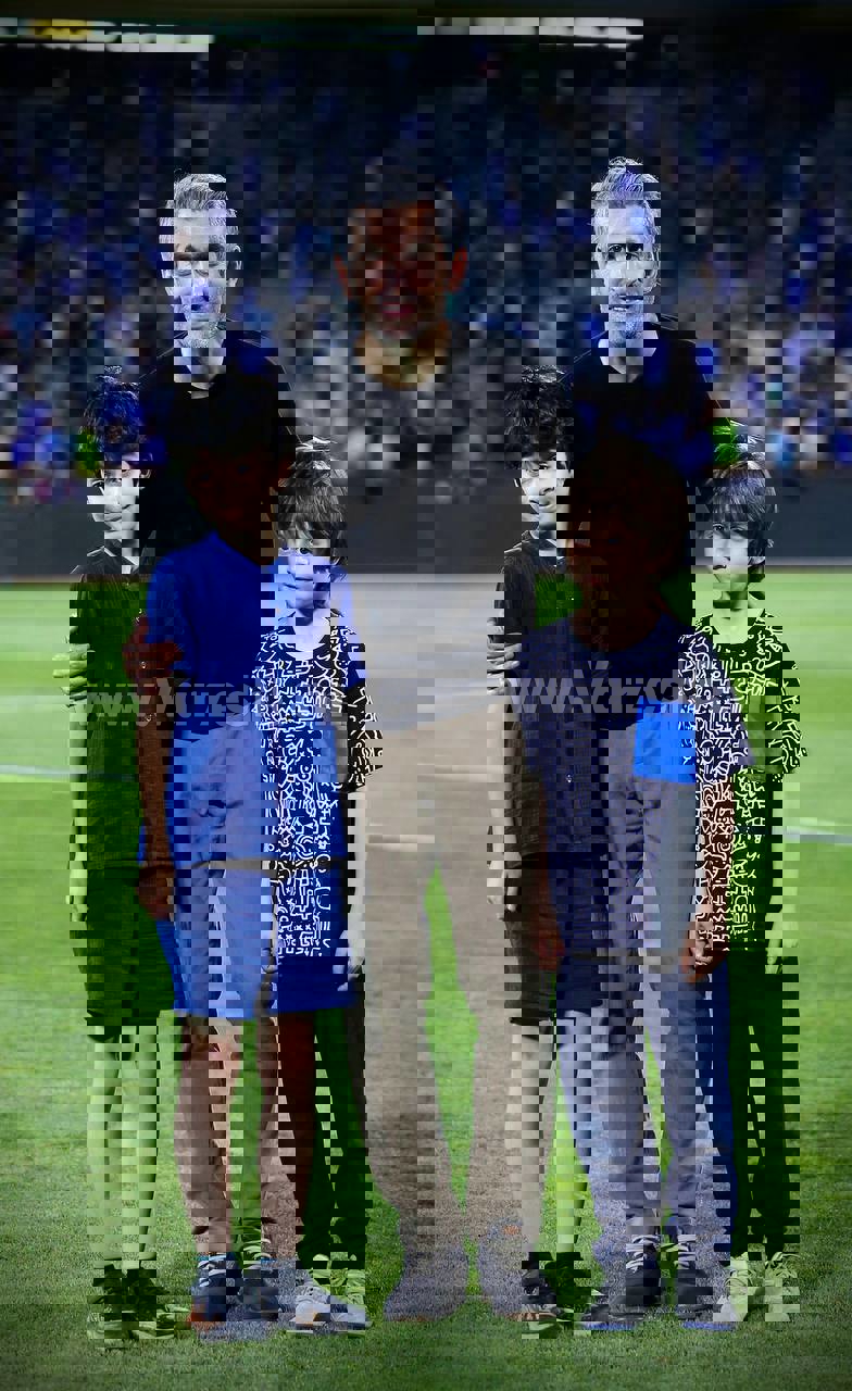2190702