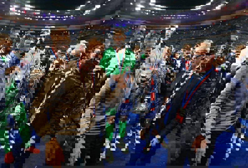 2190823