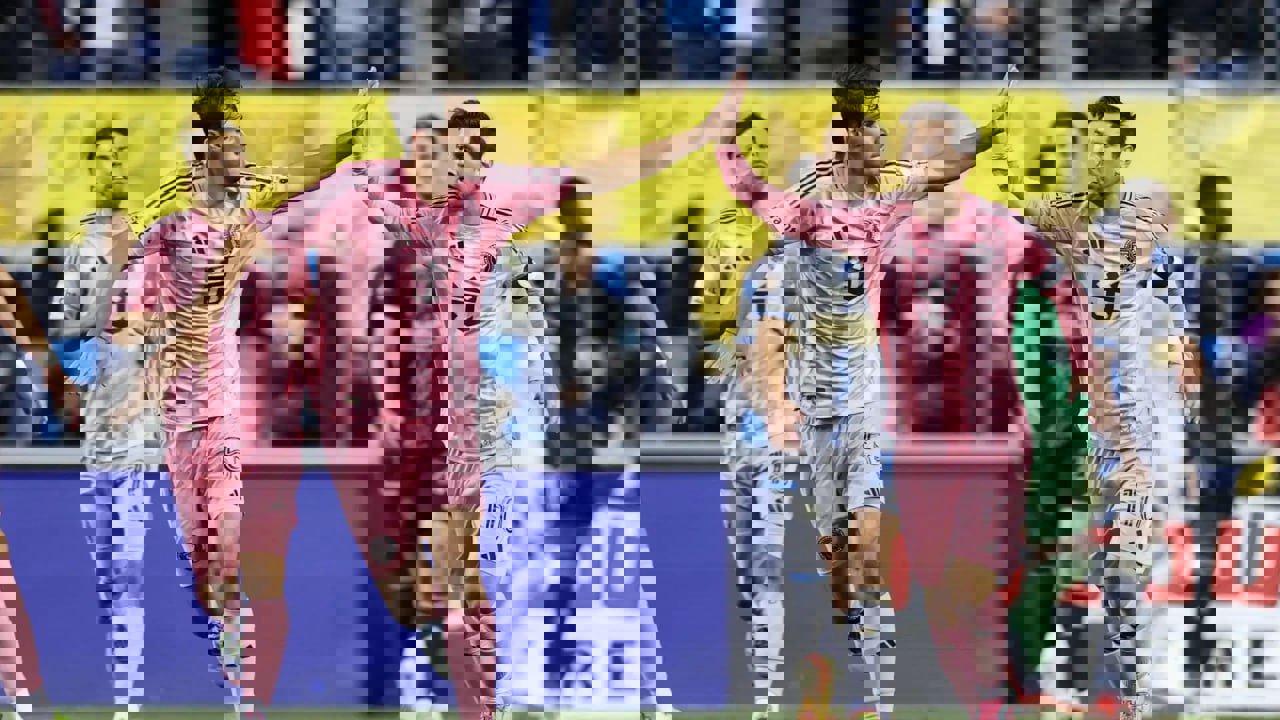 2190852