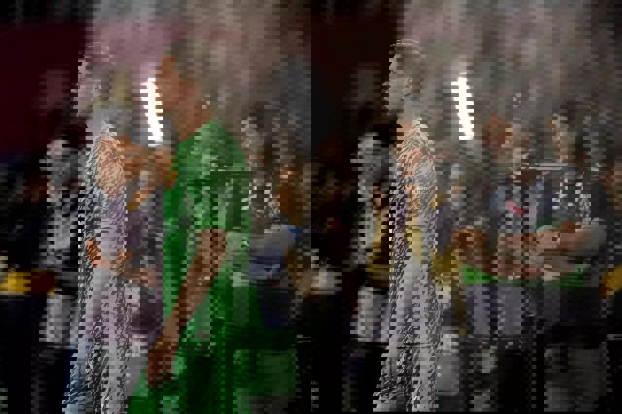 2190878