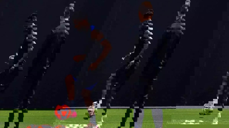 2190880