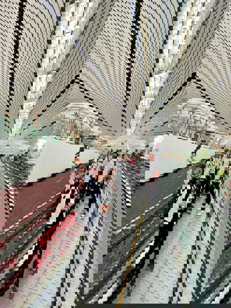 2190891