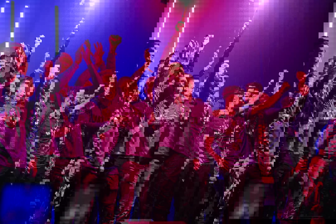 2190873