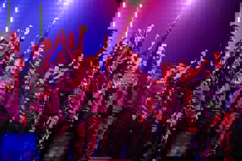 2190873