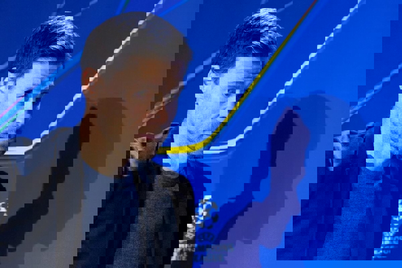 2190984