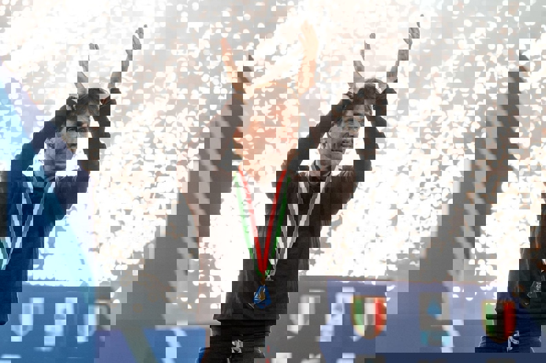 2190970