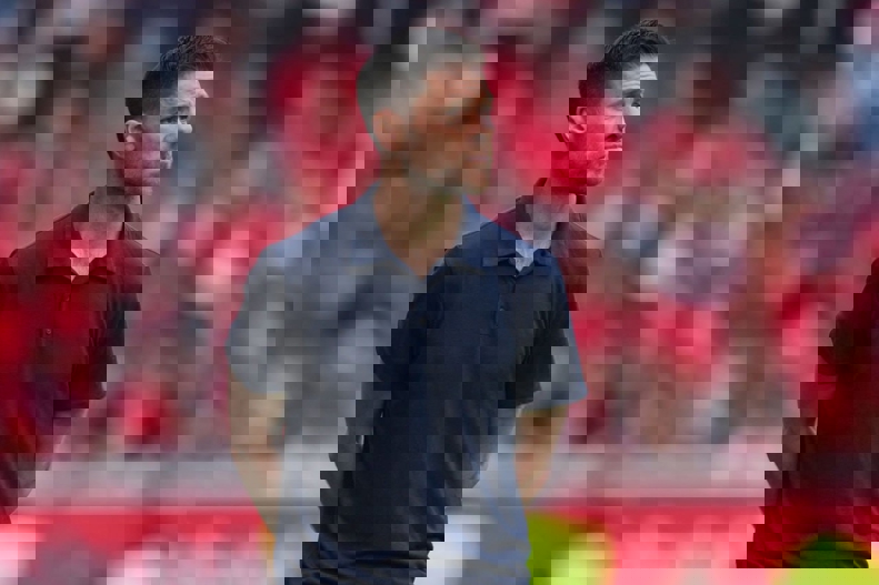 2190949