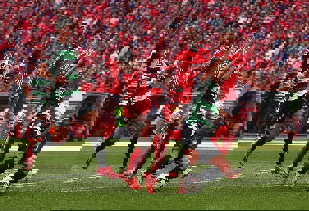 2192105