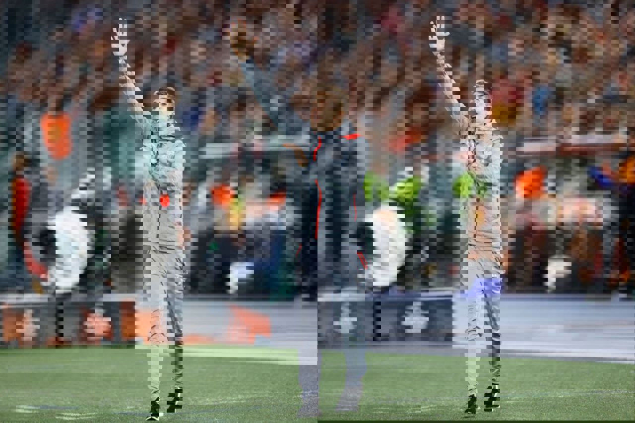 2192083