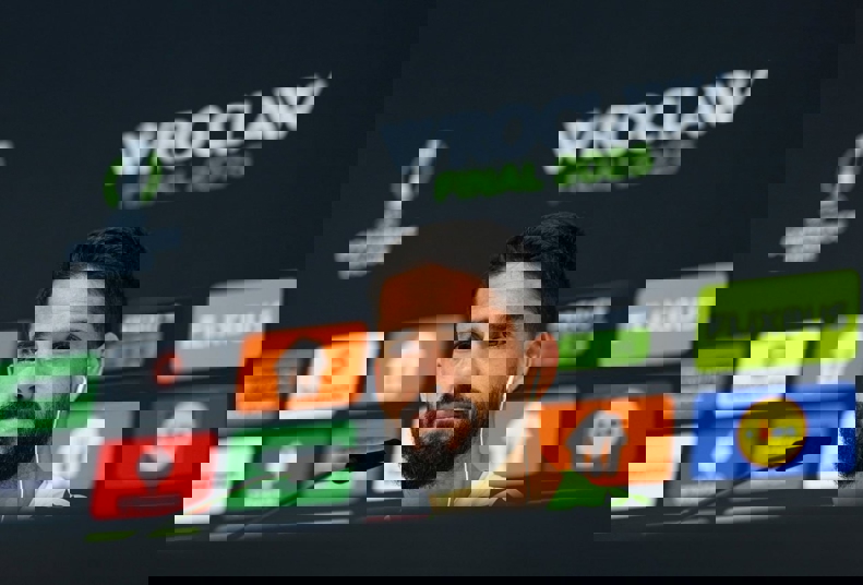 2192048