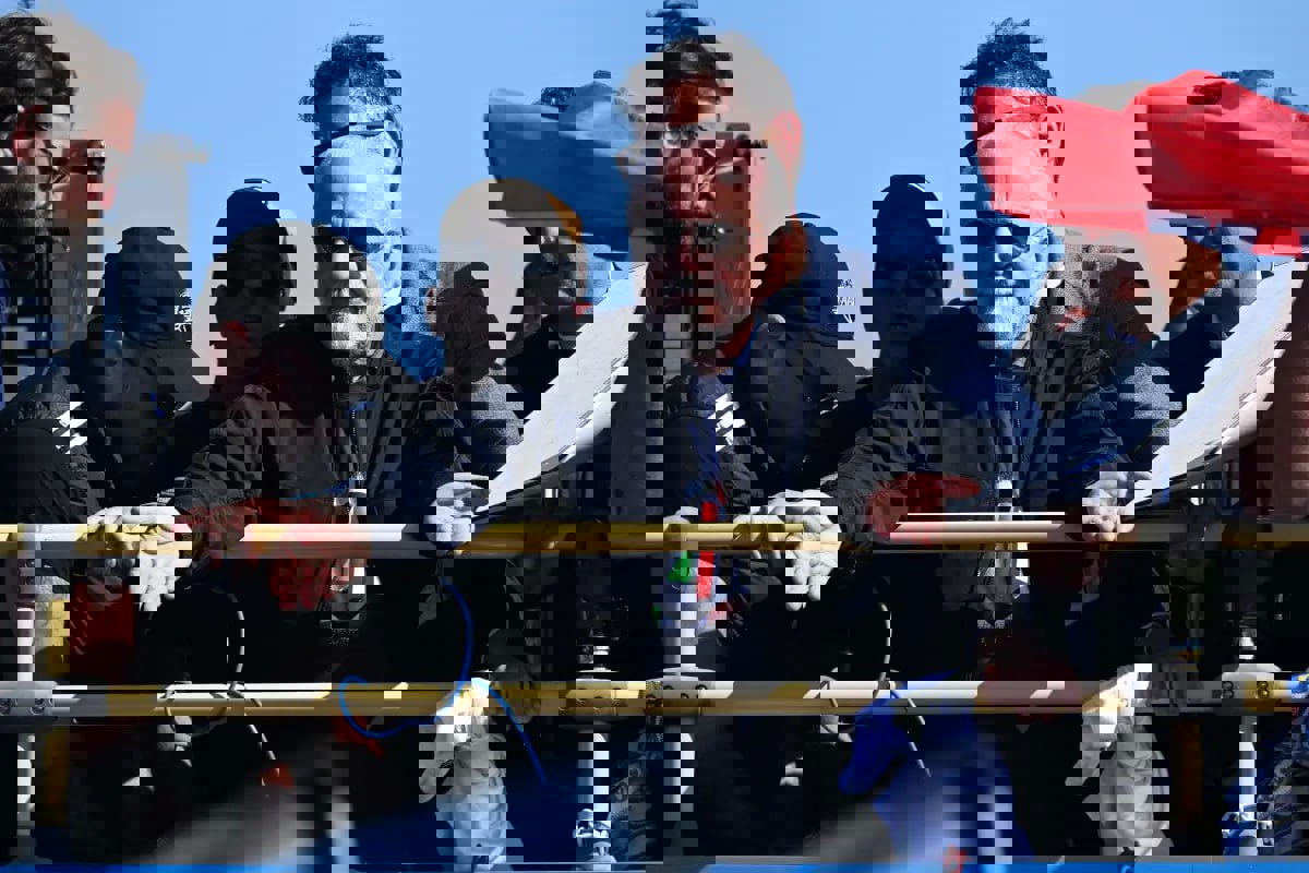 2192297