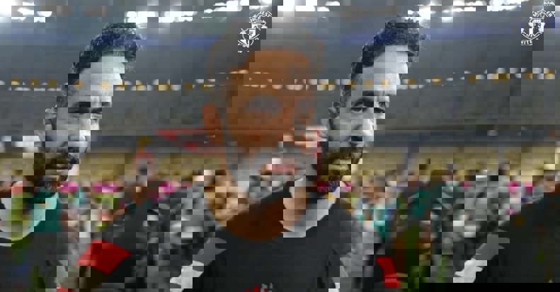 2192418