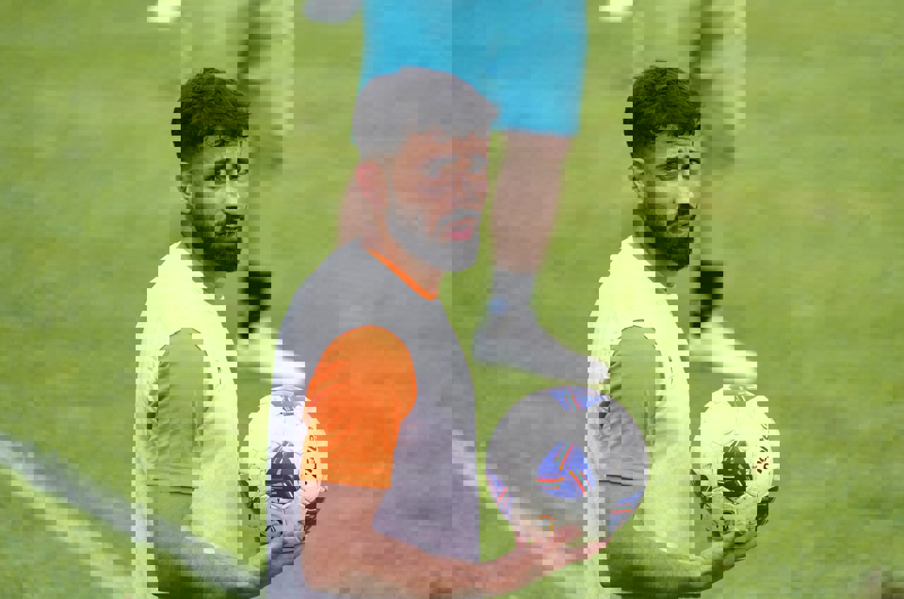 2192898