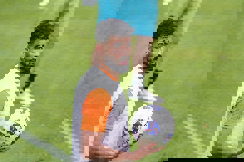 2192898