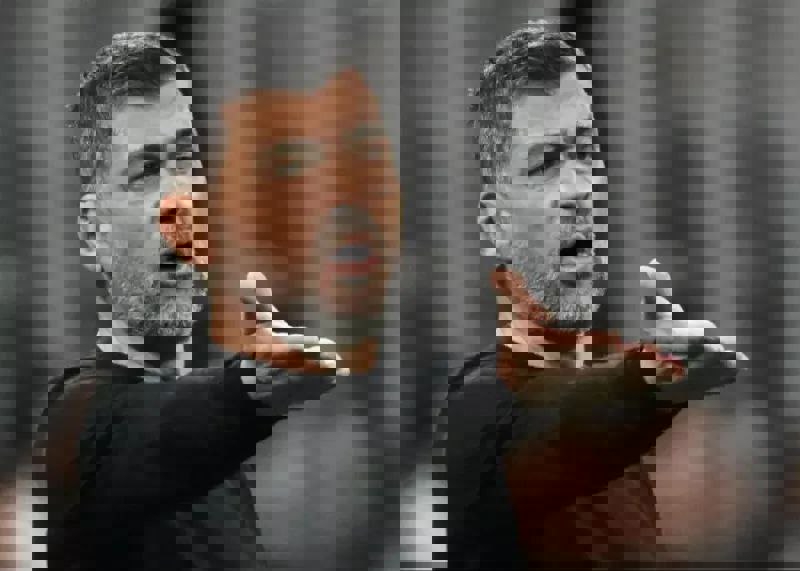 2192943