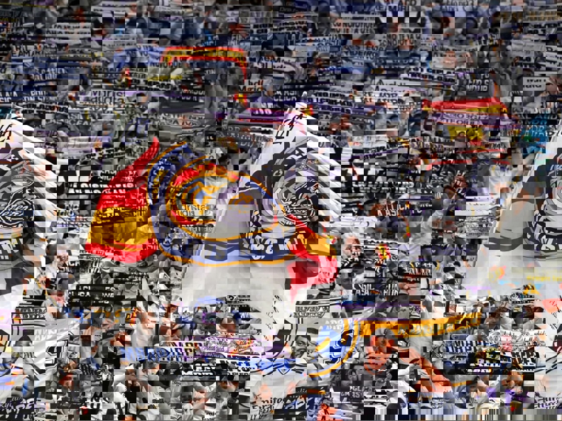 2192605