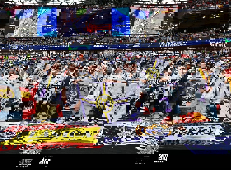 2192604