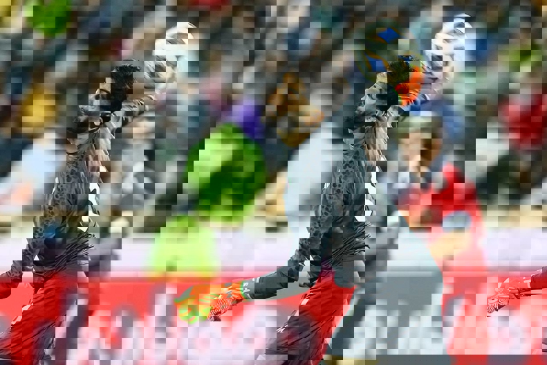 2192725
