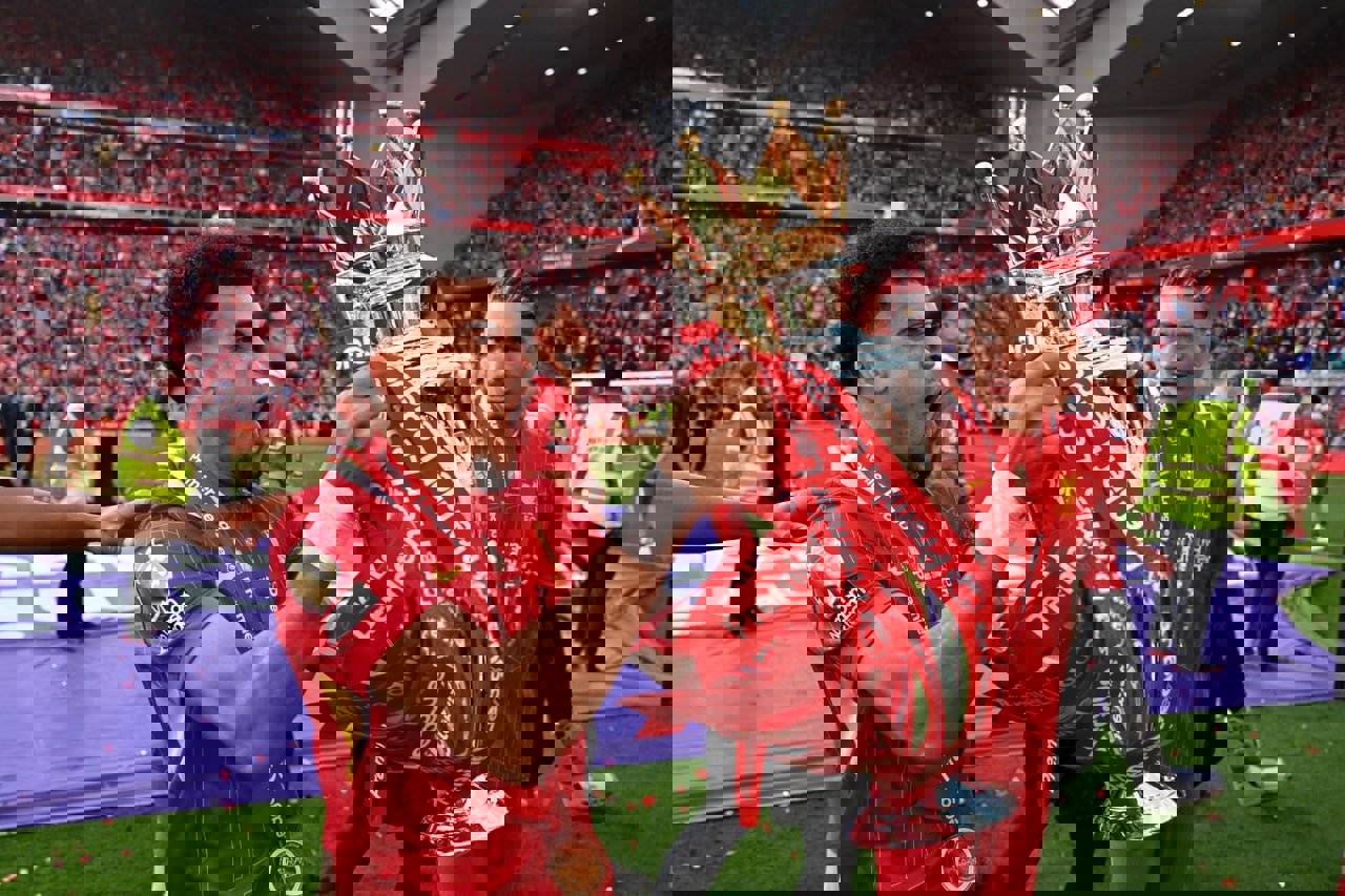 2192738