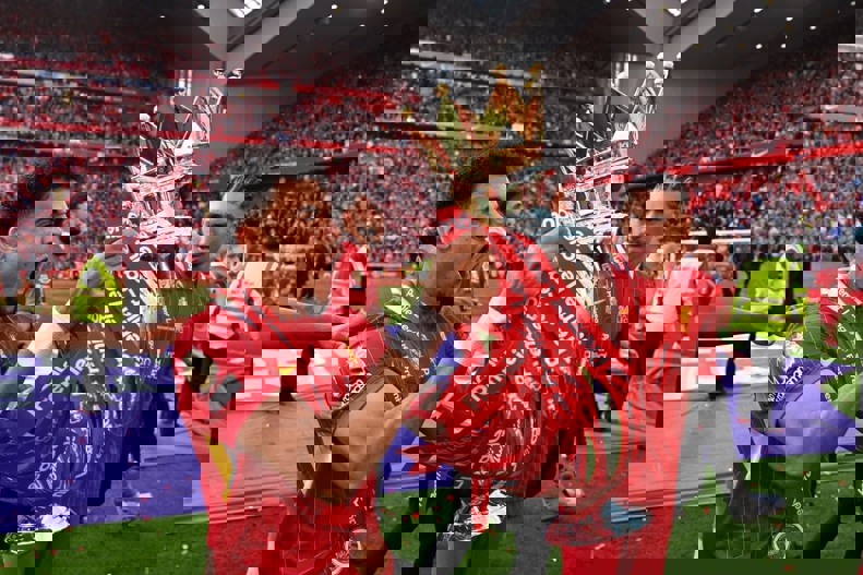 2192738