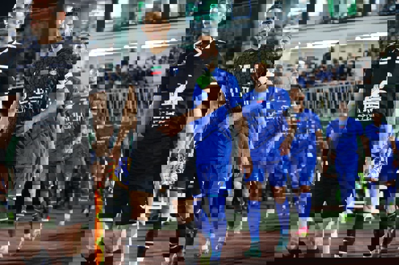 2192823