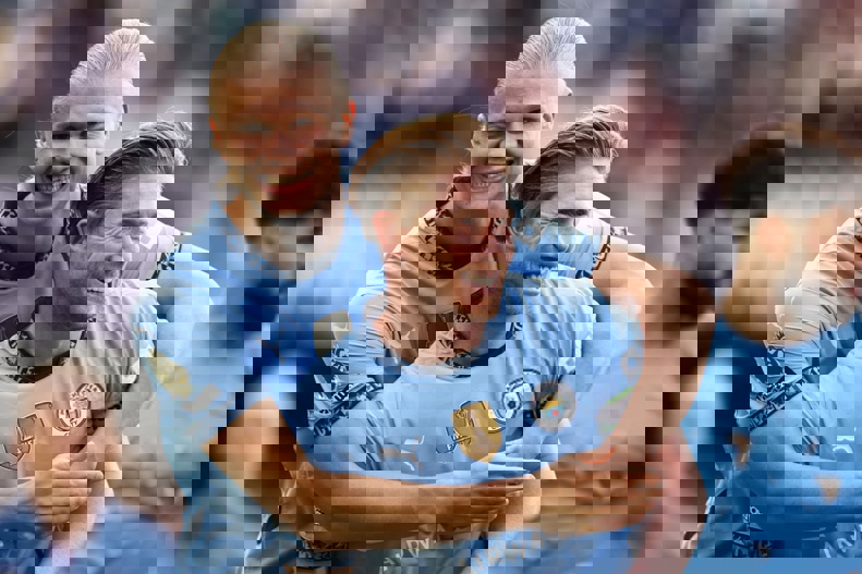 2192859