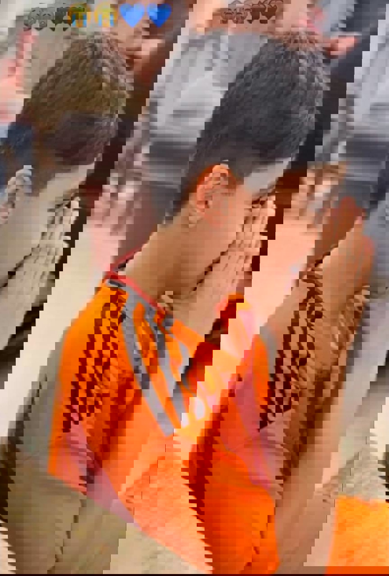 2192885