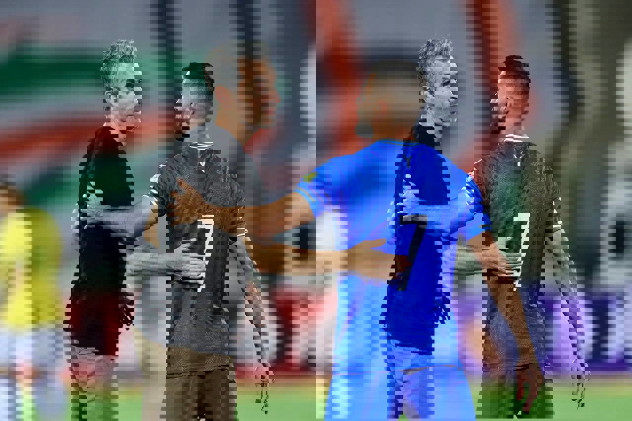 2192796