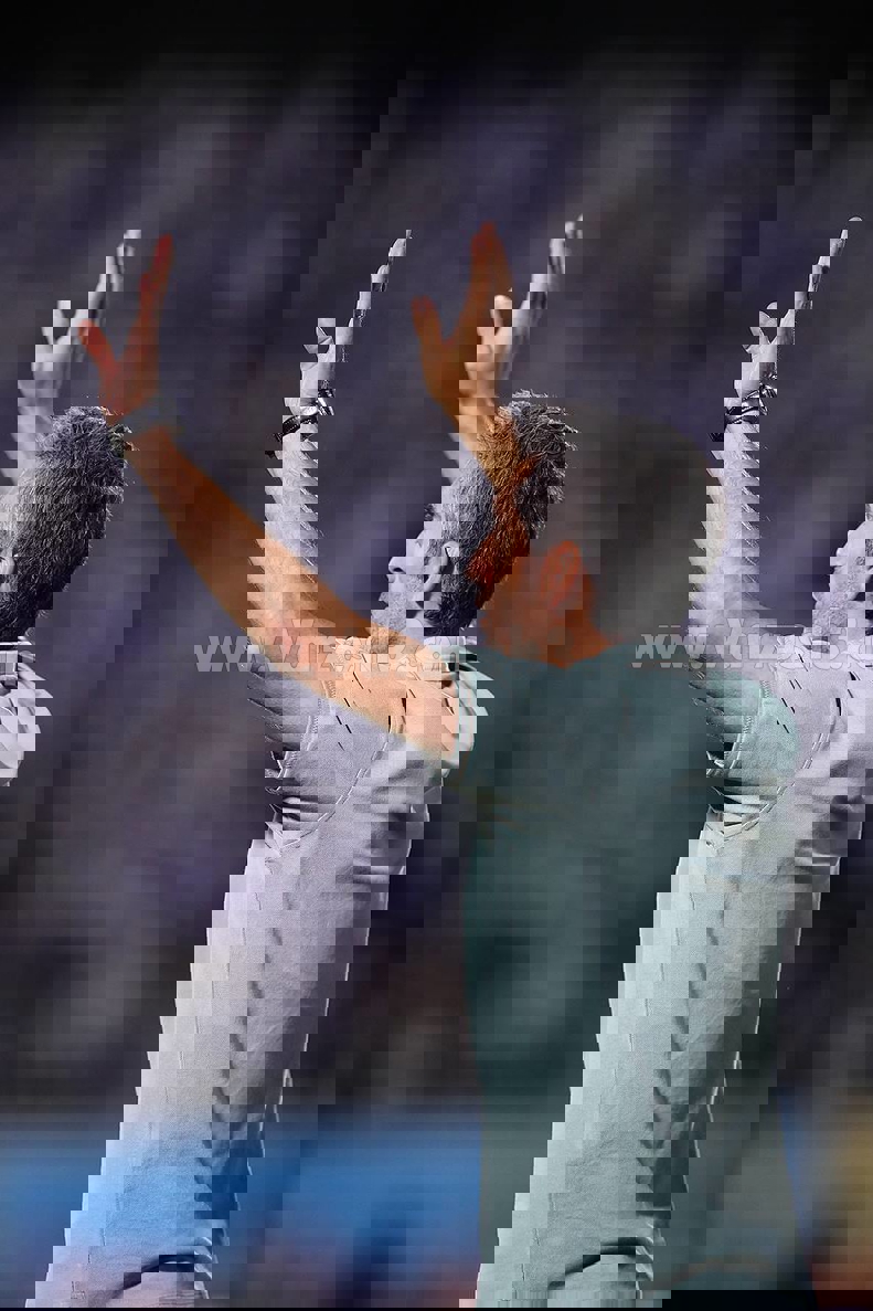 2192873