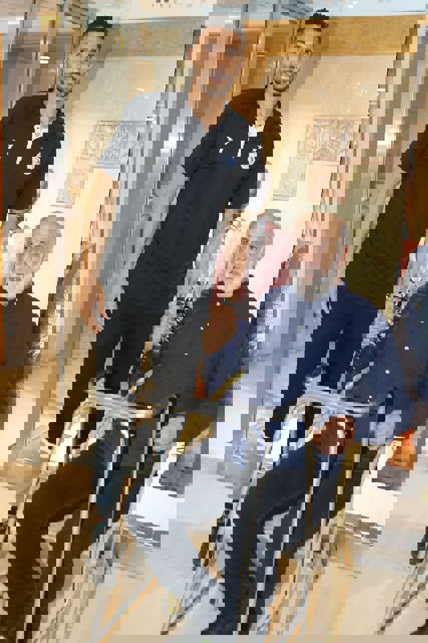 2192963