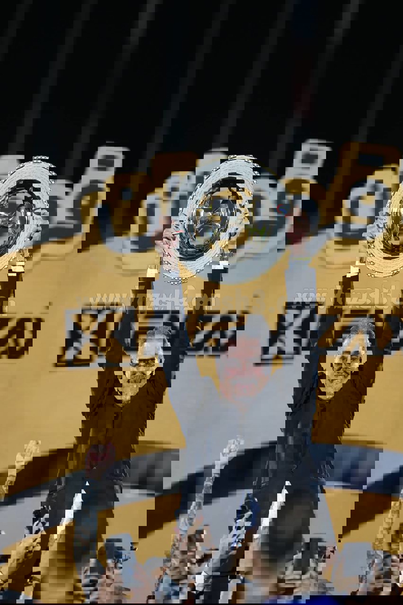 2192985