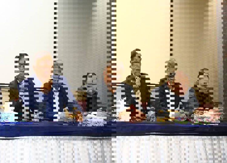 2193016