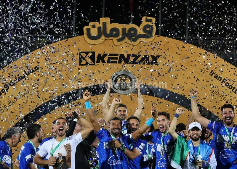 زنده از اراک: بازتابها و حواشی قهرمانی استقلال